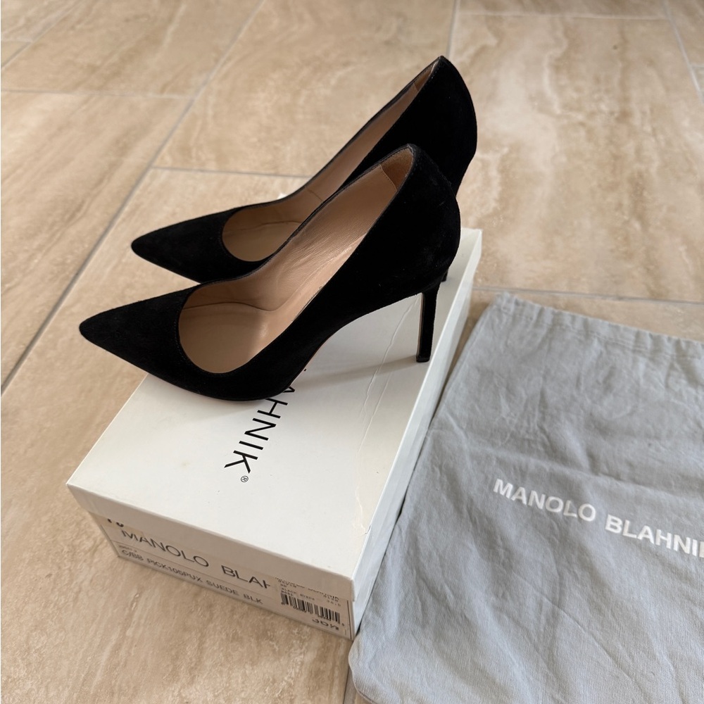 Manolo Blahnik Black Suede Pumps size 36.5